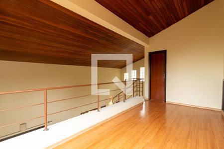 Sala de casa para alugar com 3 quartos, 190m² em Paisagem Renoir, Cotia