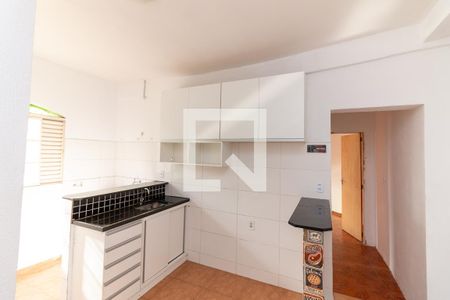 Sala/Cozinha de casa para alugar com 2 quartos, 50m² em São Bernardo, Belo Horizonte