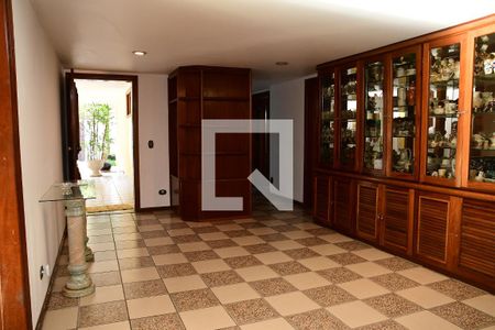 Hall de Entrada de casa de condomínio para alugar com 6 quartos, 600m² em Jardim Passargada I, Cotia