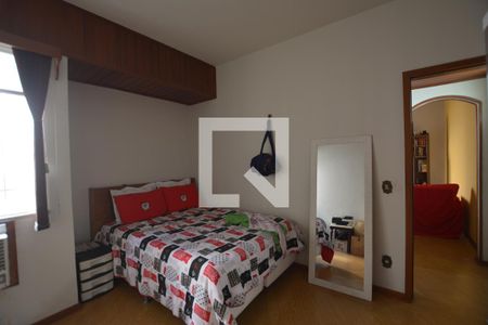 Quarto de apartamento à venda com 1 quarto, 50m² em Ramos, Rio de Janeiro