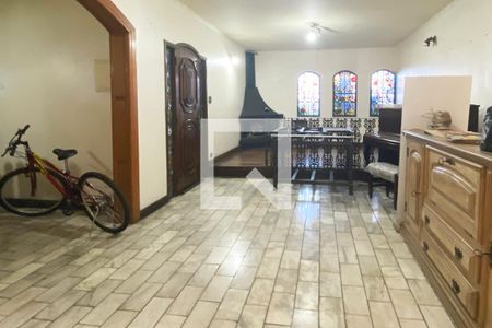 Sala de casa à venda com 5 quartos, 300m² em Jardim Iracema, Barueri