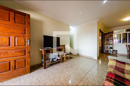 Sala de casa à venda com 2 quartos, 308m² em Serra, Belo Horizonte