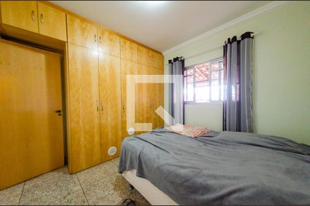 Suíte de casa à venda com 2 quartos, 308m² em Serra, Belo Horizonte