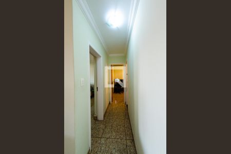 Corredor de casa à venda com 2 quartos, 308m² em Serra, Belo Horizonte