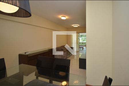 Sala de apartamento à venda com 3 quartos, 102m² em Camboinhas, Niterói