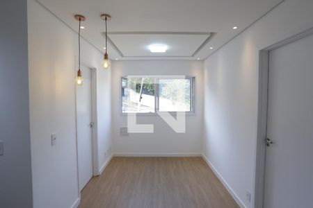 Sala de apartamento para alugar com 2 quartos, 33m² em Vila Pierina, São Paulo