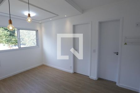 Sala de apartamento para alugar com 2 quartos, 33m² em Vila Pierina, São Paulo