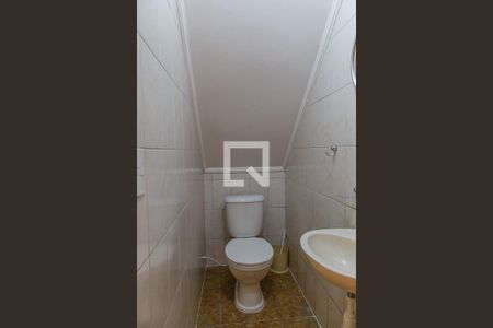 Lavabo de casa para alugar com 2 quartos, 200m² em Quinta da Paineira, São Paulo