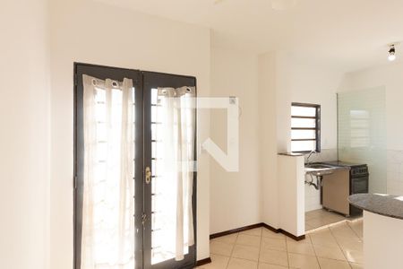 Sala de apartamento para alugar com 1 quarto, 42m² em Parque Industrial Lagoinha, Ribeirão Preto