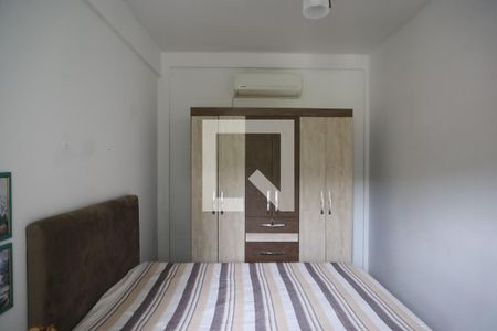 Quarto  de apartamento para alugar com 2 quartos, 60m² em Canasvieiras, Florianópolis