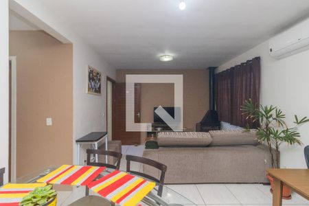 Sala de casa de condomínio à venda com 2 quartos, 125m² em Olaria, Canoas