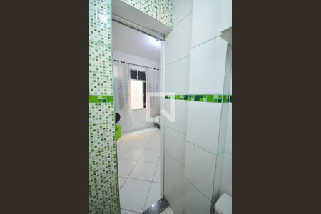 Banheiro de apartamento para alugar com 1 quarto, 21m² em Centro, Rio de Janeiro