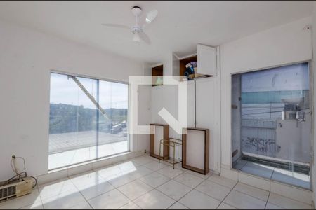 Quarto 1 de casa para alugar com 7 quartos, 500m² em Caiçaras, Belo Horizonte