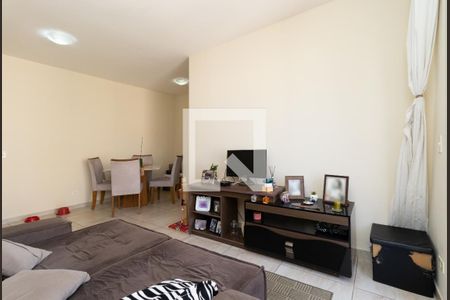 Sala de apartamento à venda com 3 quartos, 75m² em Jardim Tamoio, Jundiaí