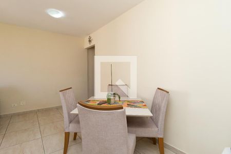 Sala de apartamento à venda com 3 quartos, 75m² em Jardim Tamoio, Jundiaí