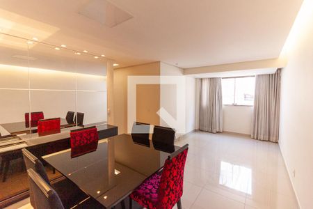 Cozinha de apartamento para alugar com 2 quartos, 70m² em Castelo, Belo Horizonte