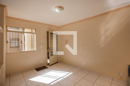 Sala de apartamento para alugar com 2 quartos, 40m² em Presidente Dutra, Ribeirão Preto