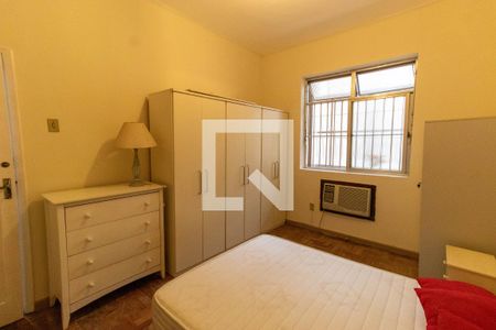 Quarto 1 de apartamento para alugar com 3 quartos, 80m² em Icaraí, Niterói