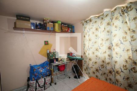 Quarto 2 de apartamento para alugar com 2 quartos, 58m² em Ramos, Rio de Janeiro