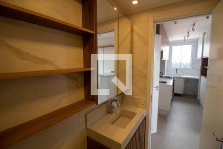 Banheiro de apartamento para alugar com 2 quartos, 33m² em Santo Amaro, São Paulo