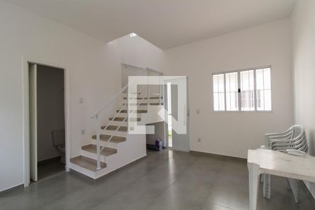 Sala de casa para alugar com 2 quartos, 58m² em Vila Haro, Sorocaba