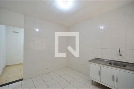 Sala/Cozinha de kitnet/studio para alugar com 1 quarto, 33m² em Vila Clementino, São Paulo