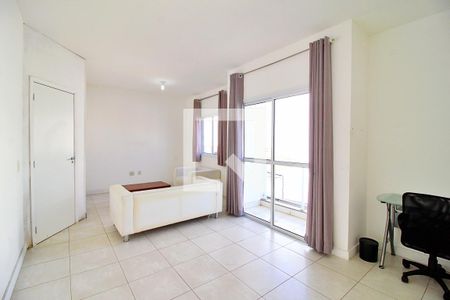 Sala de casa de condomínio à venda com 3 quartos, 200m² em Vila Valparaiso, Santo André