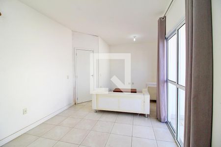 Sala de casa de condomínio à venda com 3 quartos, 200m² em Vila Valparaiso, Santo André