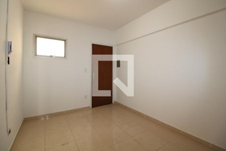 Sala de kitnet/studio para alugar com 1 quarto, 34m² em Conceicao, Campinas