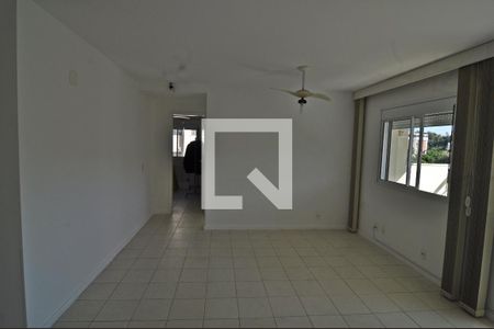 Sala de apartamento para alugar com 2 quartos, 70m² em Freguesia (jacarepaguá), Rio de Janeiro