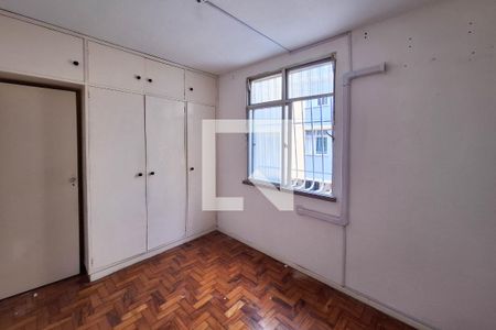 Quarto 1 de apartamento para alugar com 2 quartos, 60m² em Largo do Barradas, Niterói