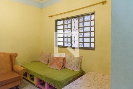 Sala de TV de casa à venda com 3 quartos, 180m² em Jardim Indianópolis, Campinas