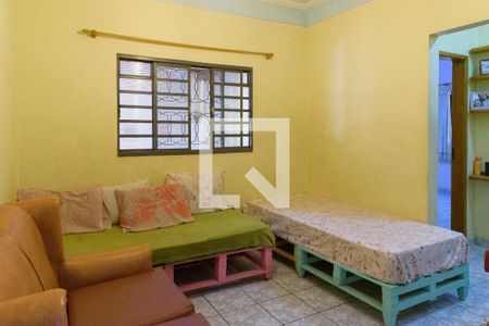 Sala de TV de casa à venda com 3 quartos, 180m² em Jardim Indianópolis, Campinas