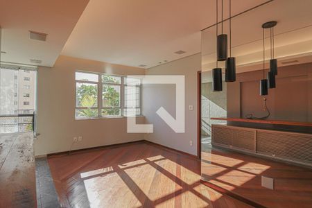 Sala de apartamento para alugar com 3 quartos, 80m² em Sion, Belo Horizonte