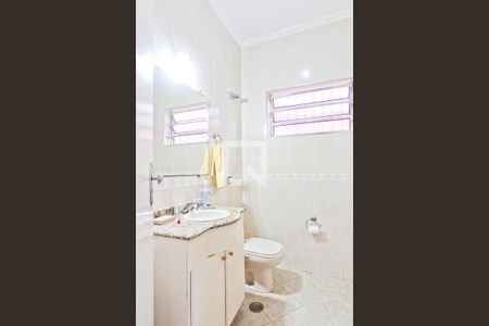 Lavabo de casa para alugar com 5 quartos, 350m² em Jardim Marisa, São Paulo