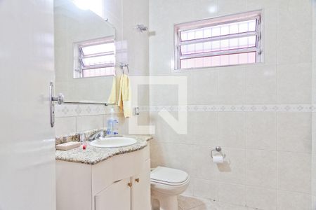 Lavabo de casa para alugar com 5 quartos, 350m² em Jardim Marisa, São Paulo