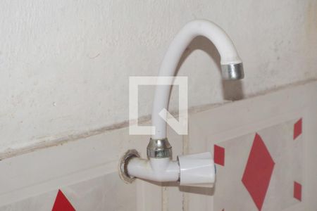 Detalhe Cozinha de casa para alugar com 1 quarto, 25m² em Parque Casa de Pedra, São Paulo