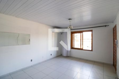 Sala de casa de condomínio à venda com 2 quartos, 75m² em Olaria, Canoas