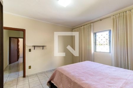 Quarto 1 - Suíte de casa para alugar com 3 quartos, 140m² em Parque São Quirino, Campinas