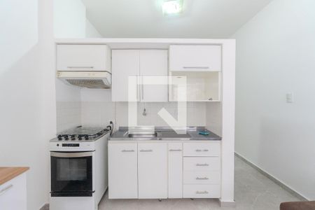 Cozinha de kitnet/studio à venda com 1 quarto, 34m² em República, São Paulo