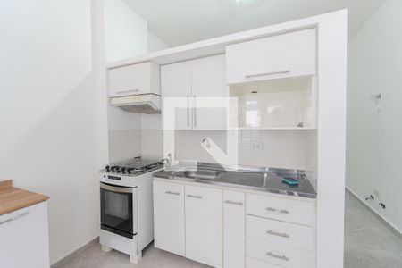 Cozinha de kitnet/studio à venda com 1 quarto, 34m² em República, São Paulo