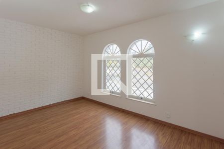 Sala de casa para alugar com 4 quartos, 348m² em Jardim Guarani, Campinas