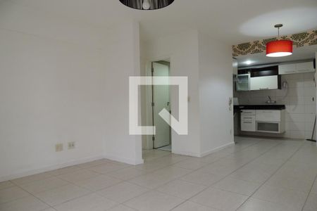 Sala de apartamento para alugar com 1 quarto, 51m² em Freguesia (jacarepaguá), Rio de Janeiro