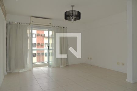 Sala de apartamento para alugar com 1 quarto, 51m² em Freguesia (jacarepaguá), Rio de Janeiro