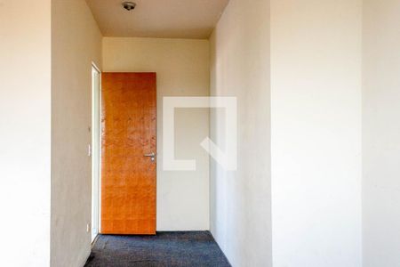 Quarto 1 de apartamento à venda com 2 quartos, 58m² em Parque Pinheiros, Taboão da Serra