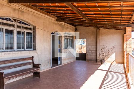 Varanda  de casa para alugar com 3 quartos, 160m² em Ouro Preto, Belo Horizonte