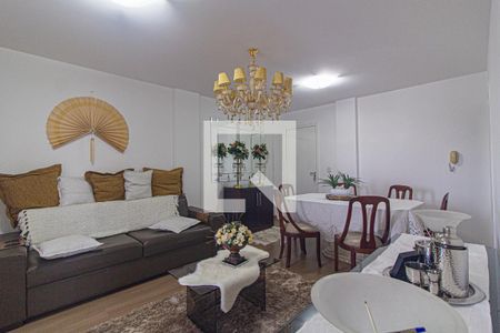 Sala de apartamento para alugar com 2 quartos, 70m² em Campina do Siqueira, Curitiba