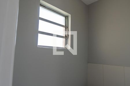 Banheiro de apartamento à venda com 2 quartos, 115m² em Jardim Antonio Von Zuben, Campinas