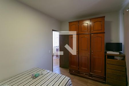 Quarto 2 de apartamento para alugar com 2 quartos, 70m² em São Lucas, Belo Horizonte