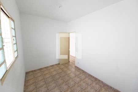 Quarto 1 de casa para alugar com 2 quartos, 220m² em Jaqueline, Belo Horizonte